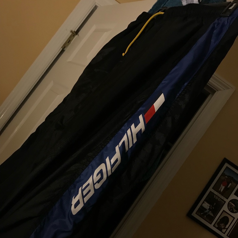 Tommy Hilfiger wind sweat pants